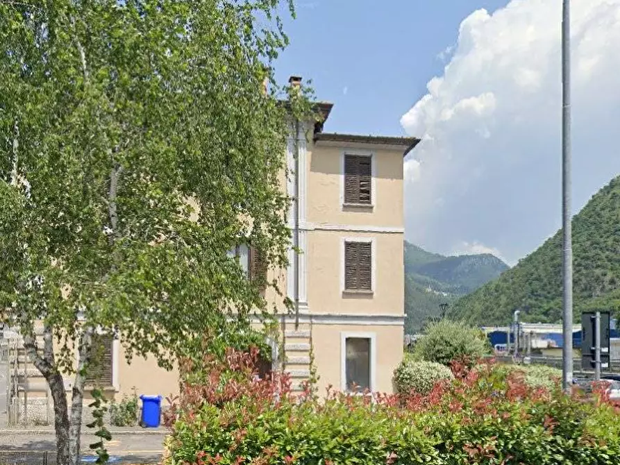 Immagine 3 di Appartamento in vendita  in  Via G. Matteotti a Gardone Val Trompia