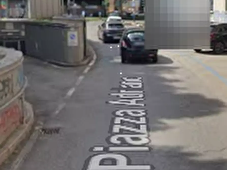 Immagine 4 di Garage in vendita  in Piazza Adriano a Torino