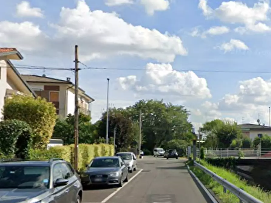 Immagine 22 di Appartamento in vendita  in Via Antonio Gramsci a Palazzolo Sull'oglio