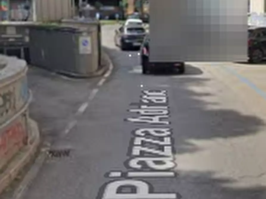 Immagine 4 di Garage in vendita  in Piazza Adriano a Torino