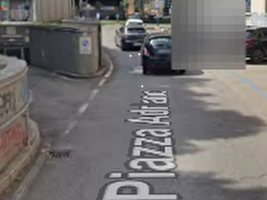 Immagine 4 di Garage in vendita  in Piazza Adriano a Torino