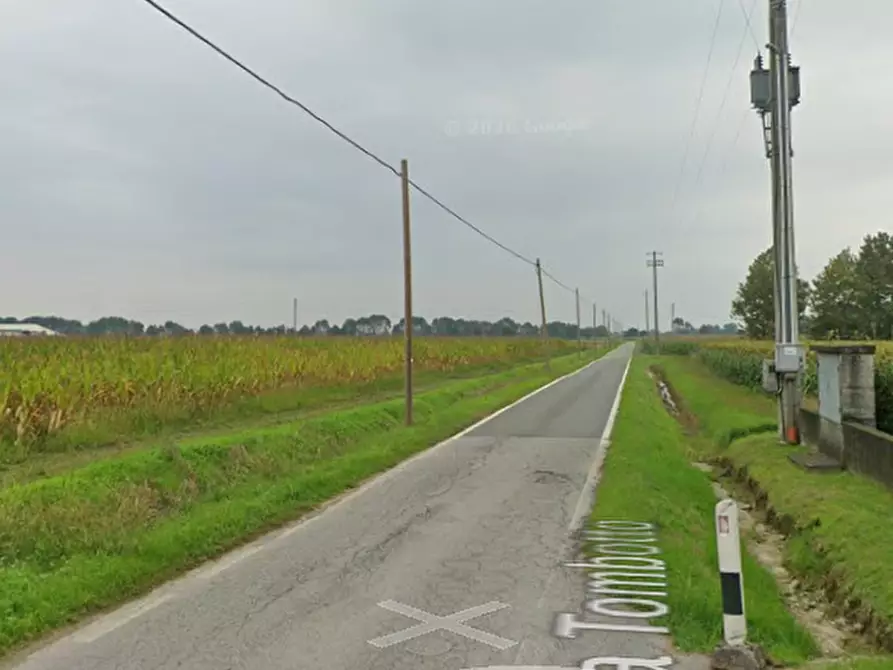 Immagine 11 di Garage in vendita  in Via Val D'Avio a Temù