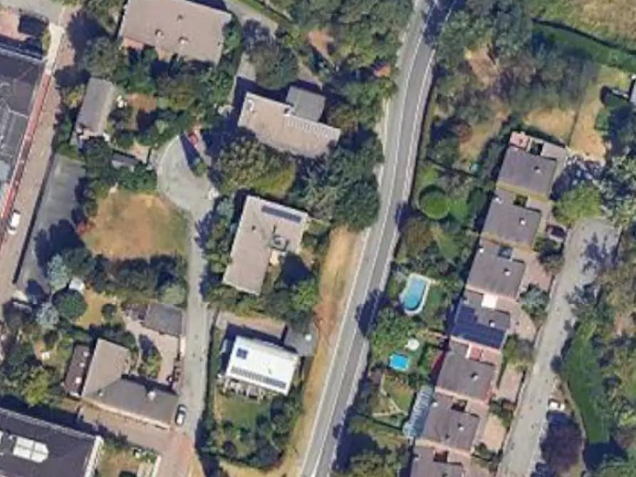 Immagine 8 di Posto auto in vendita  in Via del Mare  a Milano