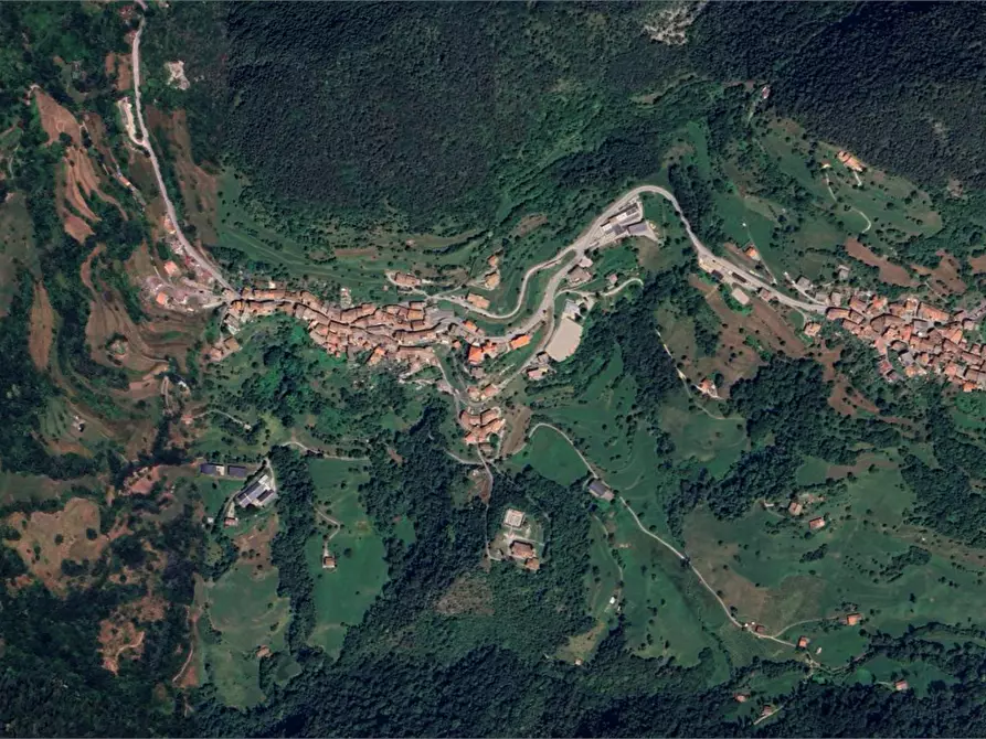 Immagine 1 di Magazzino in vendita  in Località Prae a Treviso Bresciano