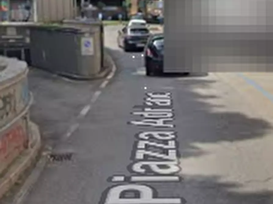Immagine 5 di Garage in vendita  in Piazza Adriano a Torino