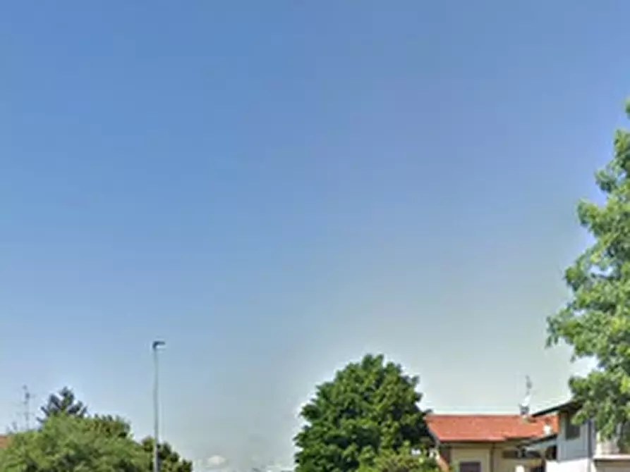 Immagine 9 di Ufficio in vendita  in Via Levadello a Palazzolo Sull'oglio