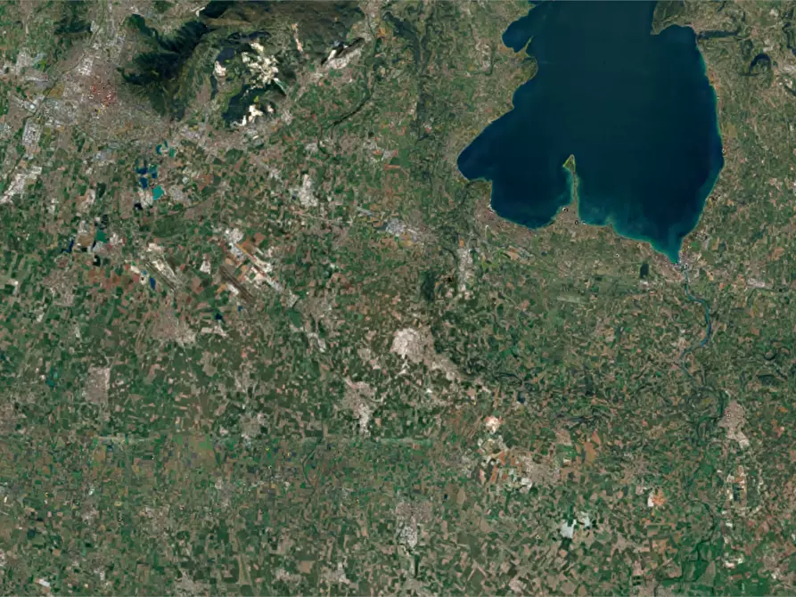 Immagine 17 di Casa indipendente in vendita  in Via Goito a Calcinato