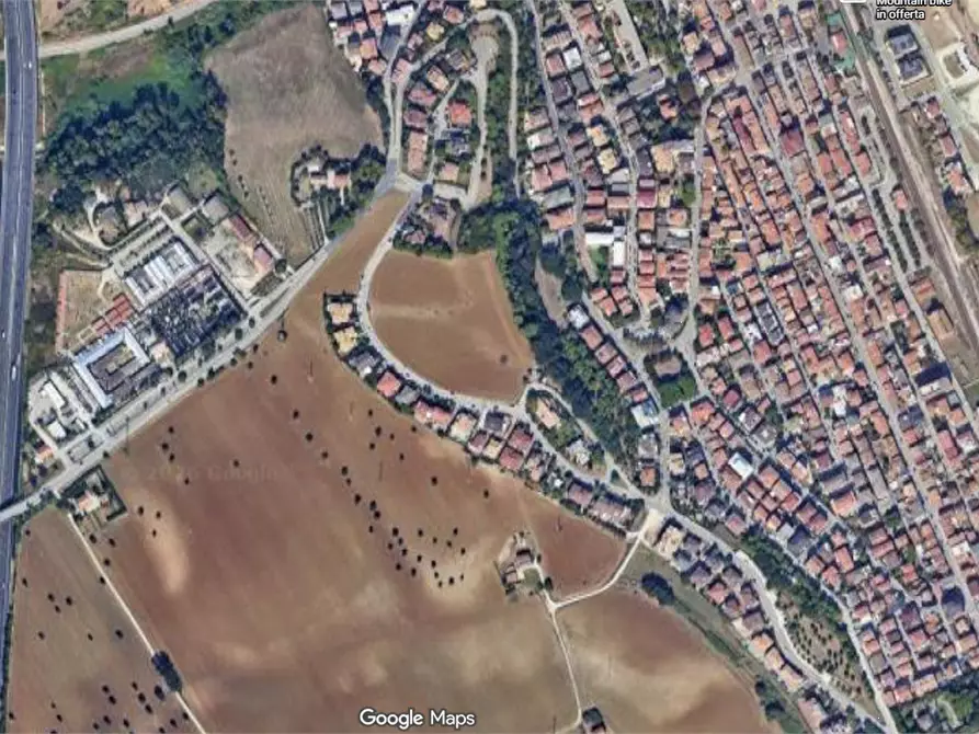 Immagine 3 di Laboratorio in vendita  in Via Giordano Bruno a Sant'elpidio A Mare