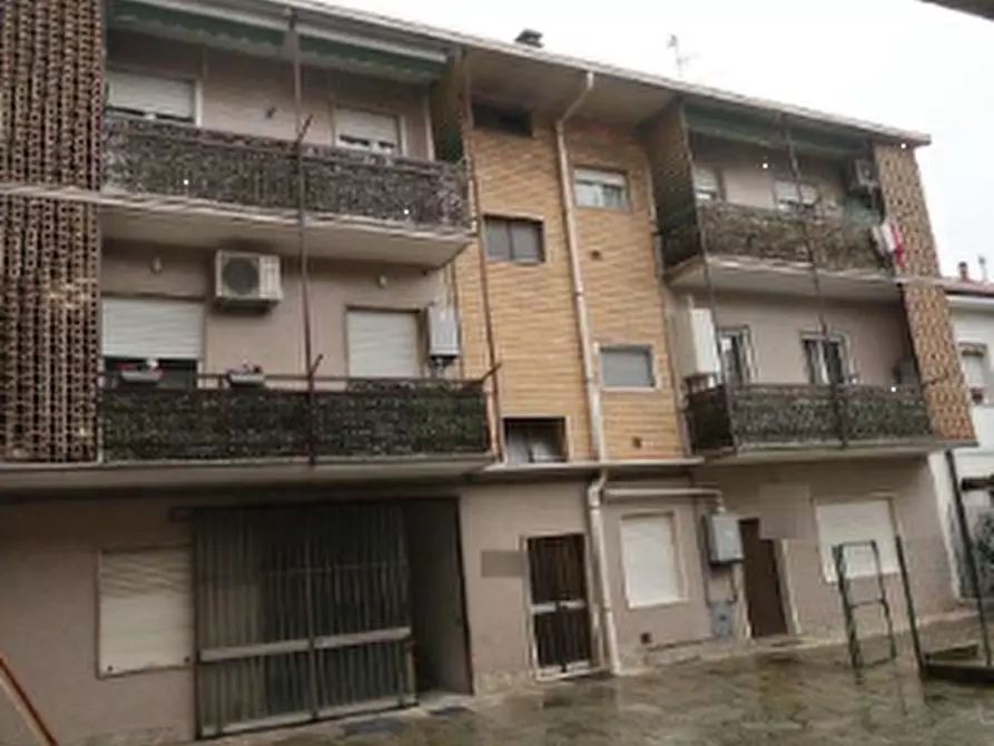 Immagine 1 di Appartamento in vendita  in Via dei Mille  a Limbiate