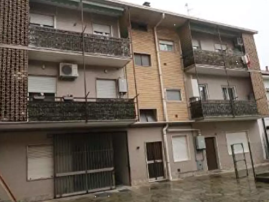 Immagine 4 di Appartamento in vendita  in Via dei Mille  a Limbiate