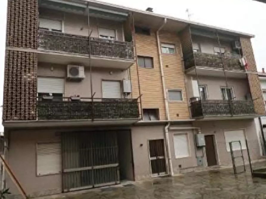 Immagine 5 di Appartamento in vendita  in Via dei Mille  a Limbiate