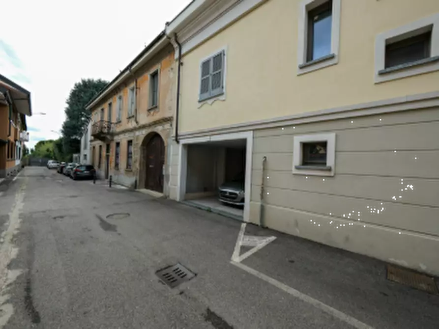 Immagine 8 di Garage in vendita  in Via Dante Alighieri a Arluno