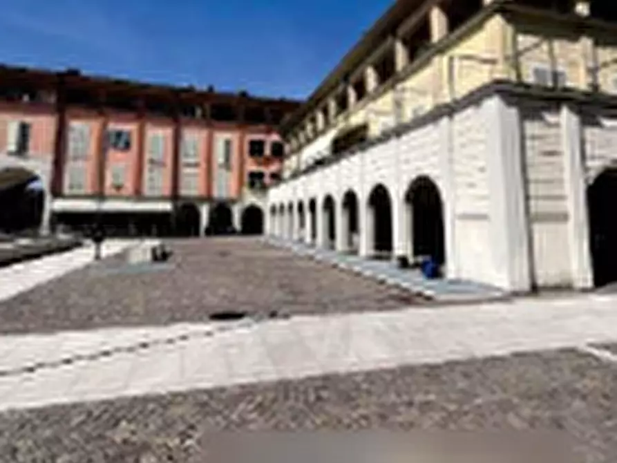 Immagine 7 di Appartamento in vendita  in Piazza del Granaio a Chiari