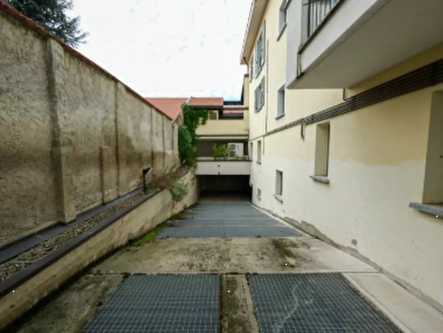 Immagine 6 di Garage in vendita  in Via Dante Alighieri a Arluno