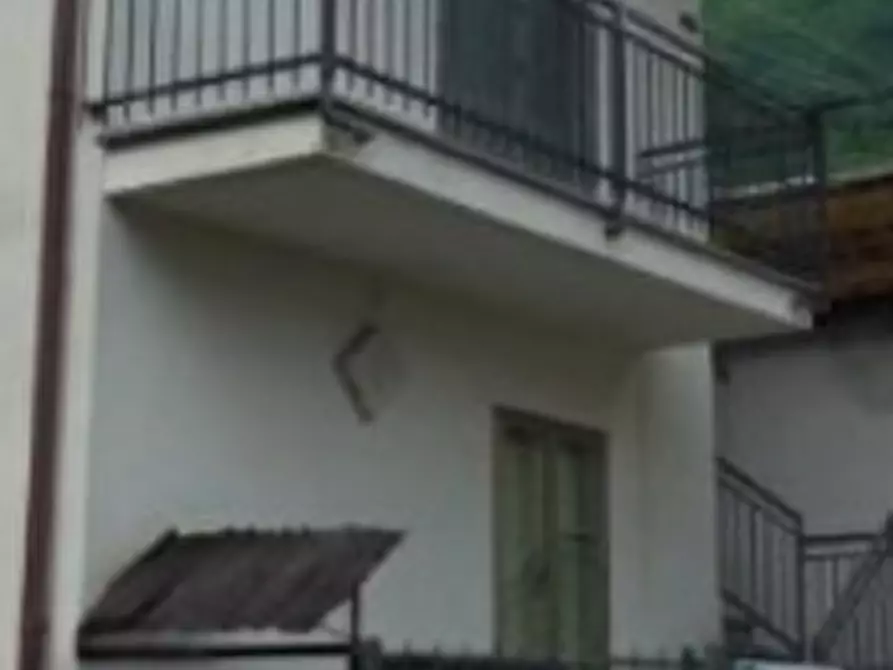 Immagine 1 di Appartamento in vendita  in Via Pianrastello a Pont Canavese