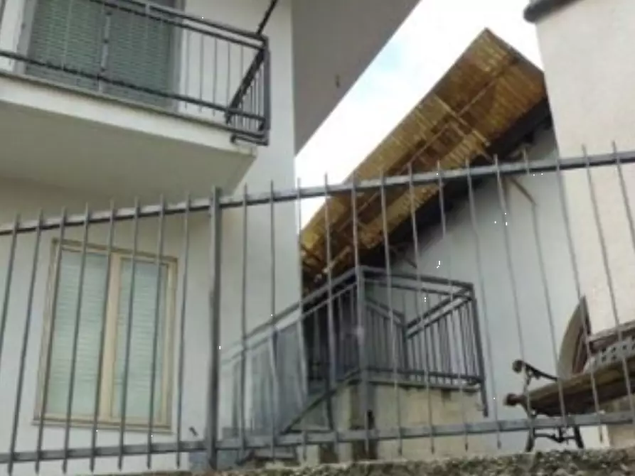 Immagine 7 di Appartamento in vendita  in Via Pianrastello a Pont Canavese