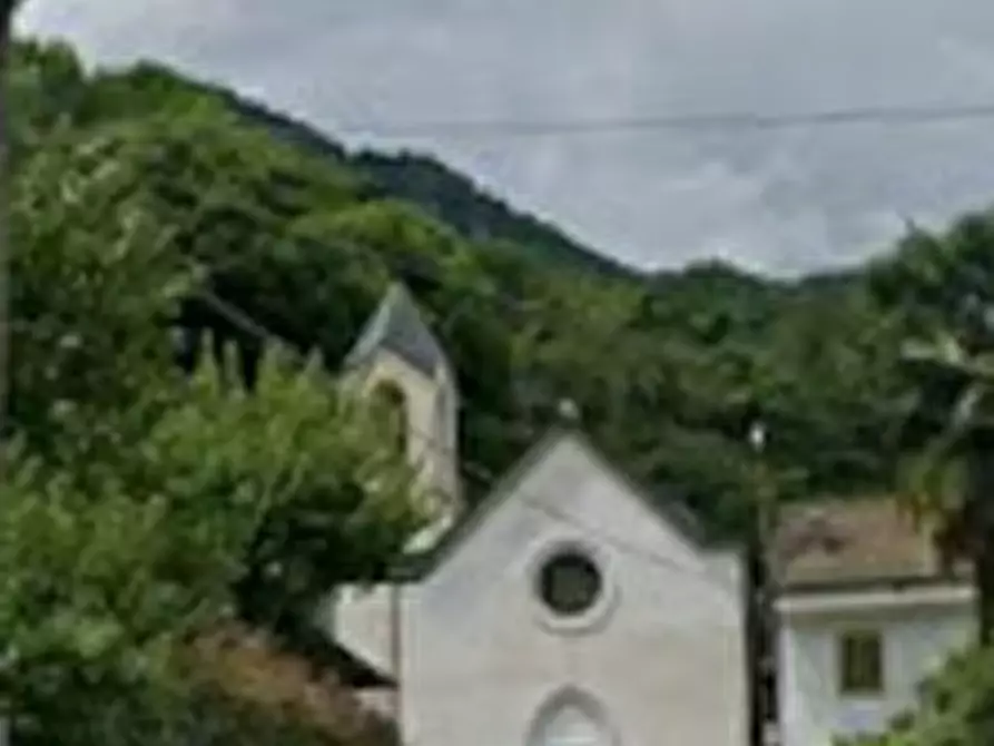 Immagine 13 di Appartamento in vendita  in Via Pianrastello a Pont Canavese