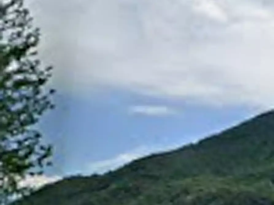 Immagine 14 di Appartamento in vendita  in Via Pianrastello a Pont Canavese