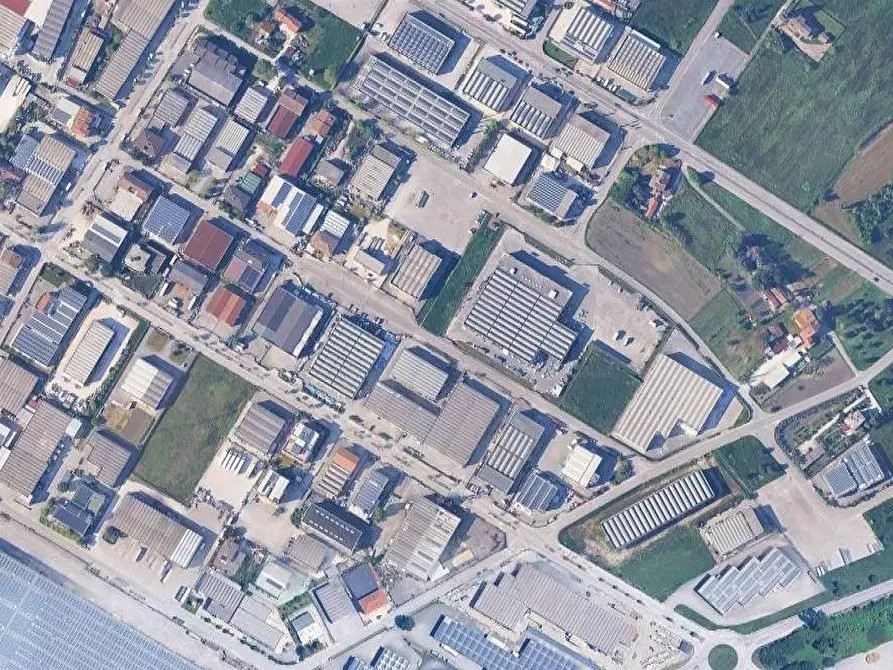 Immagine 14 di Magazzino in vendita  in Via delle Tuje a Bastia Umbra