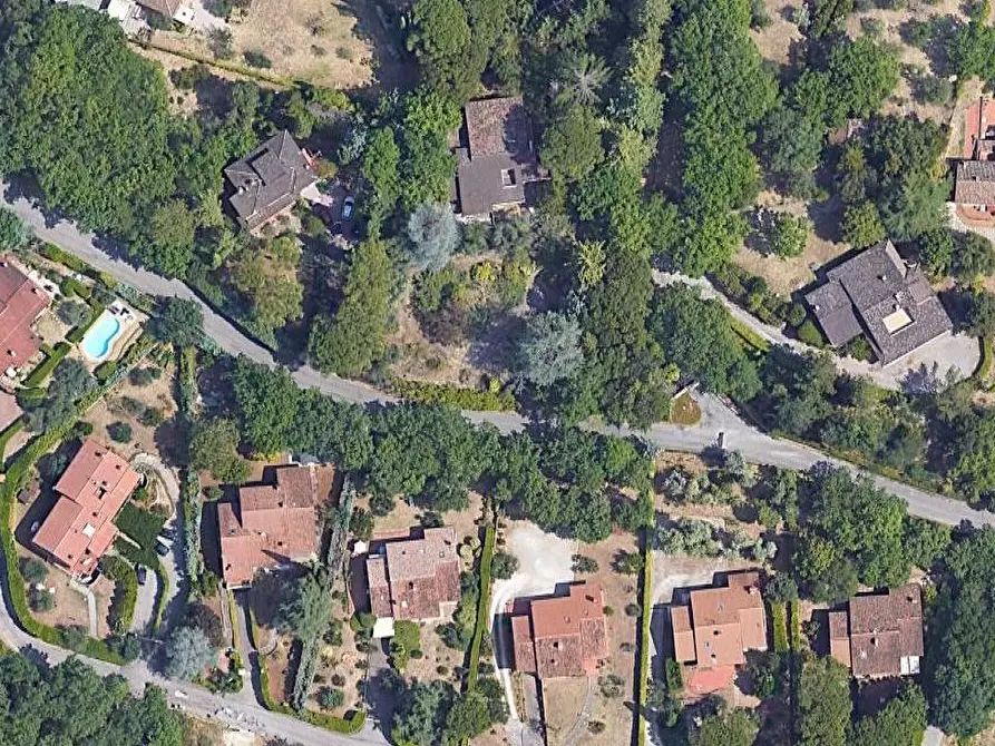 Immagine 2 di Stabile in vendita  in Via campo del patollo a Perugia
