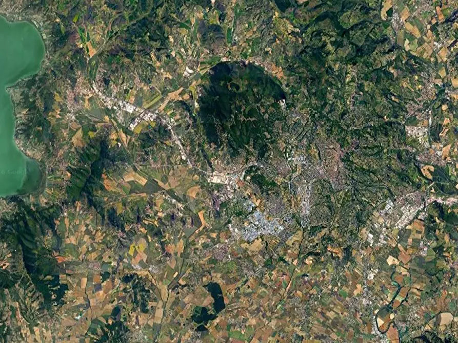 Immagine 5 di Stabile in vendita  in Via campo del patollo a Perugia