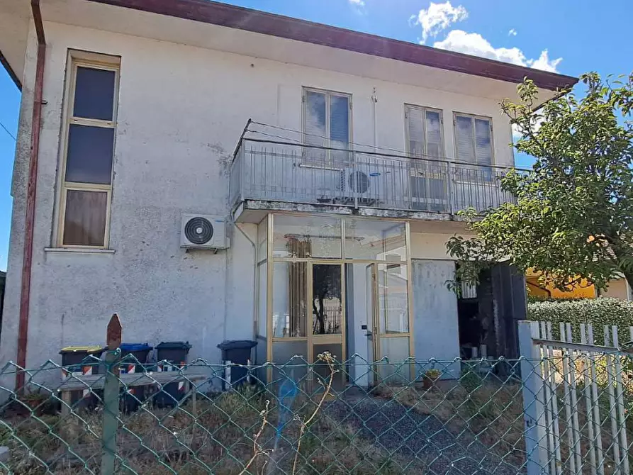 Immagine 1 di Casa indipendente in vendita  in Via Gorizia a Campagna Lupia