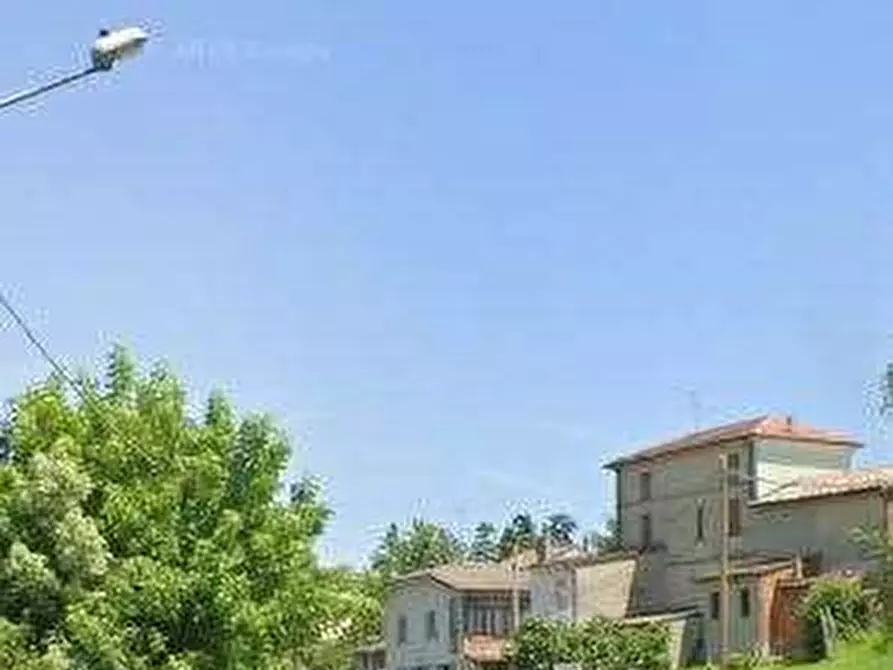 Immagine 5 di Magazzino in vendita  in Frazione Pieve a Rovescala