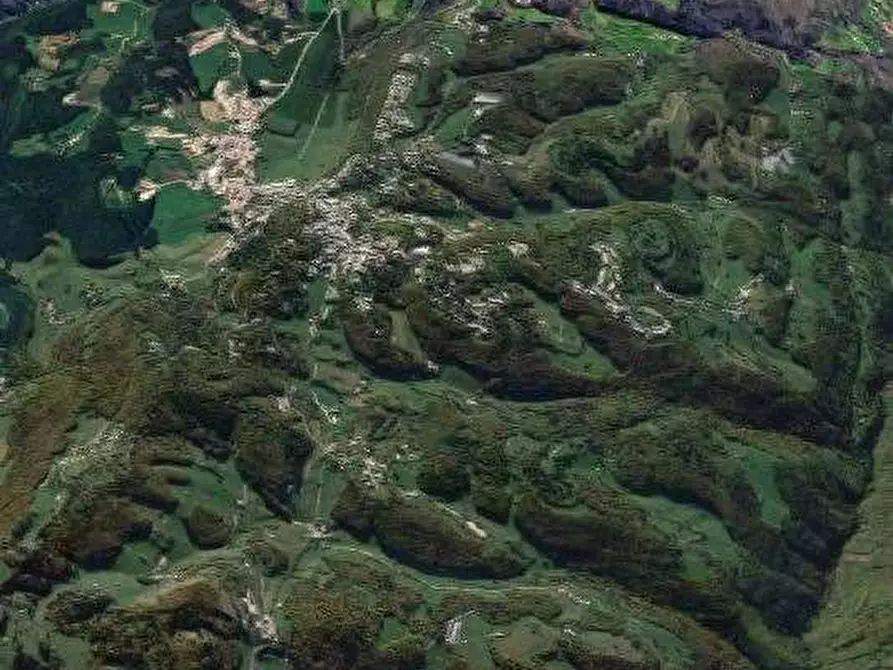 Immagine 14 di Porzione di casa in vendita  in Via Roma a Bosco Chiesanuova