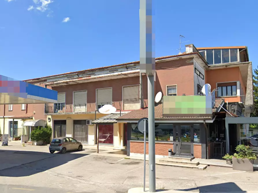 Immagine 1 di Hotel in vendita  in  Via Mantova a Cerea