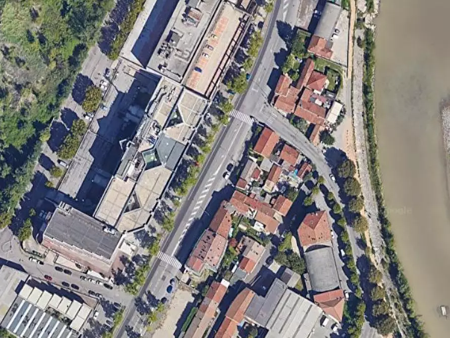 Immagine 4 di Posto auto in vendita  in Via Alberto Dominutti a Verona