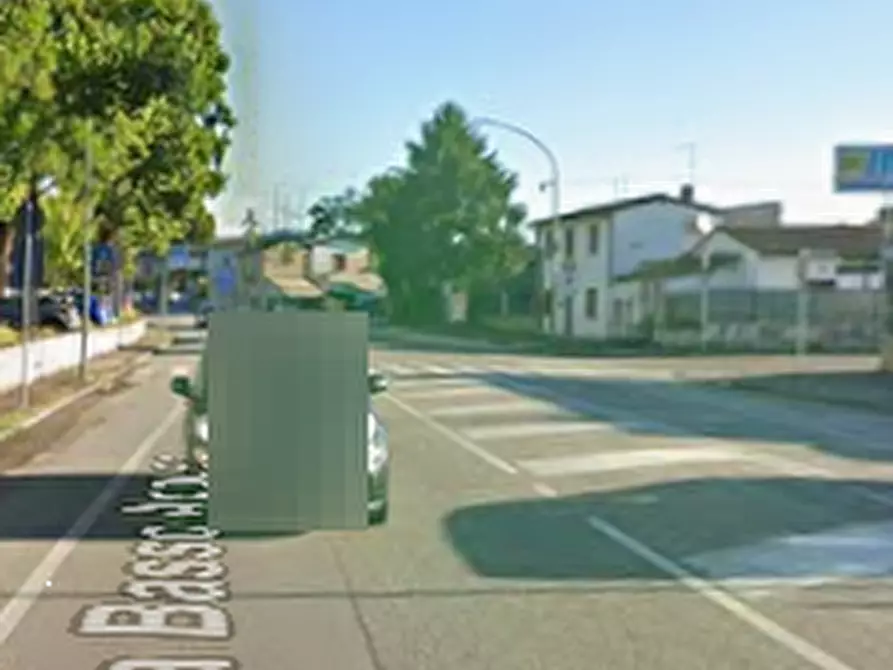 Immagine 5 di Posto auto in vendita  in Via Alberto Dominutti a Verona