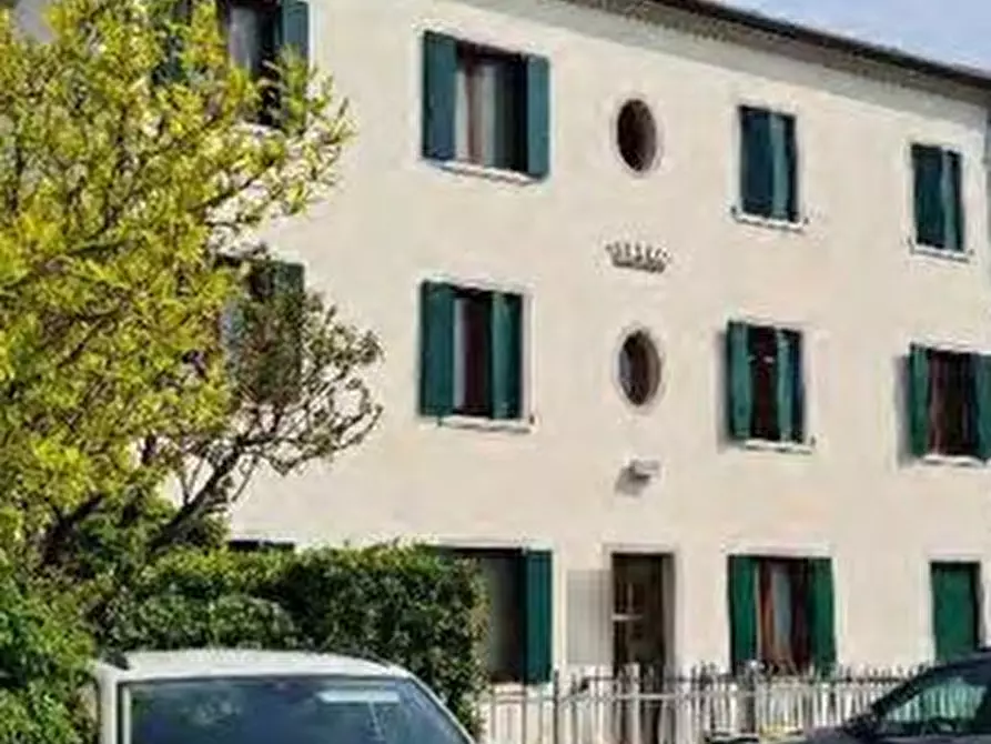 Immagine 10 di Appartamento in vendita  in VIa Spineda a Volpago Del Montello