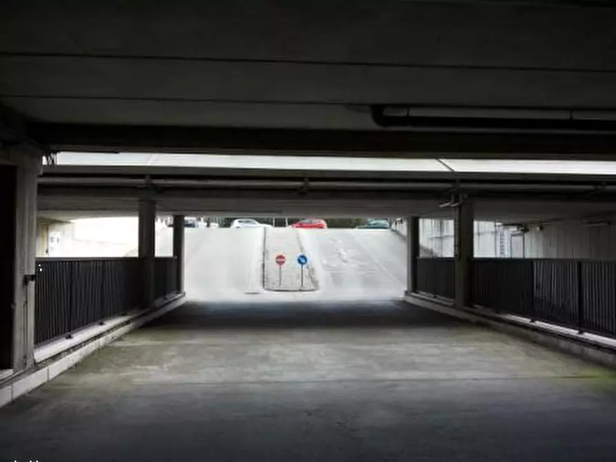 Immagine 9 di Posto auto in vendita  in Via Pancaldo a Verona