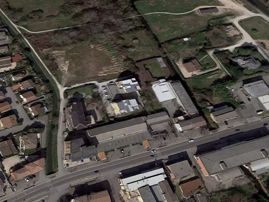 Immagine 8 di Posto auto in vendita  in Via Mantova a Cerea