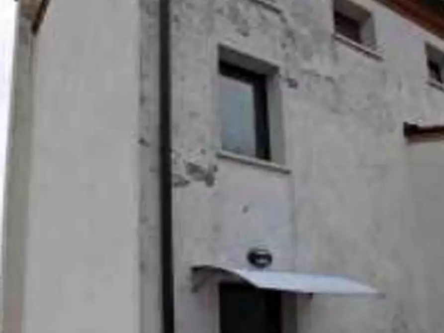 Immagine 6 di Stabile in vendita  in Via Malintrada a Gorgo Al Monticano