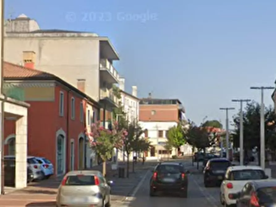 Immagine 3 di Negozio in vendita  in Via Paride da Cerea a Cerea