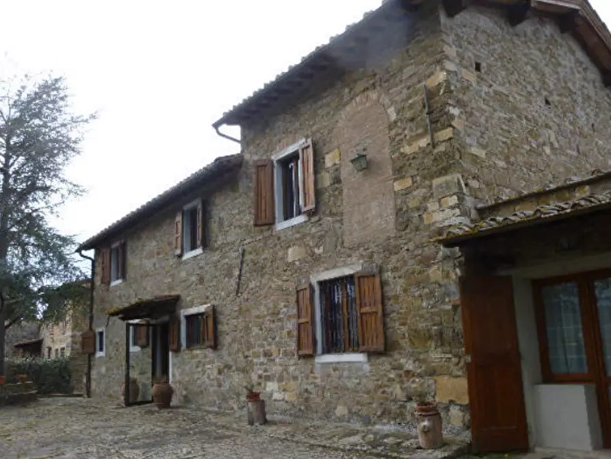 Immagine 7 di Rustico / casale in vendita  in Via San Martino in Cecione a Greve In Chianti