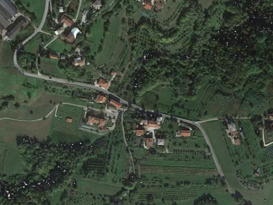 Immagine 13 di Terreno agricolo in vendita  in Via Poletti a Fara Vicentino