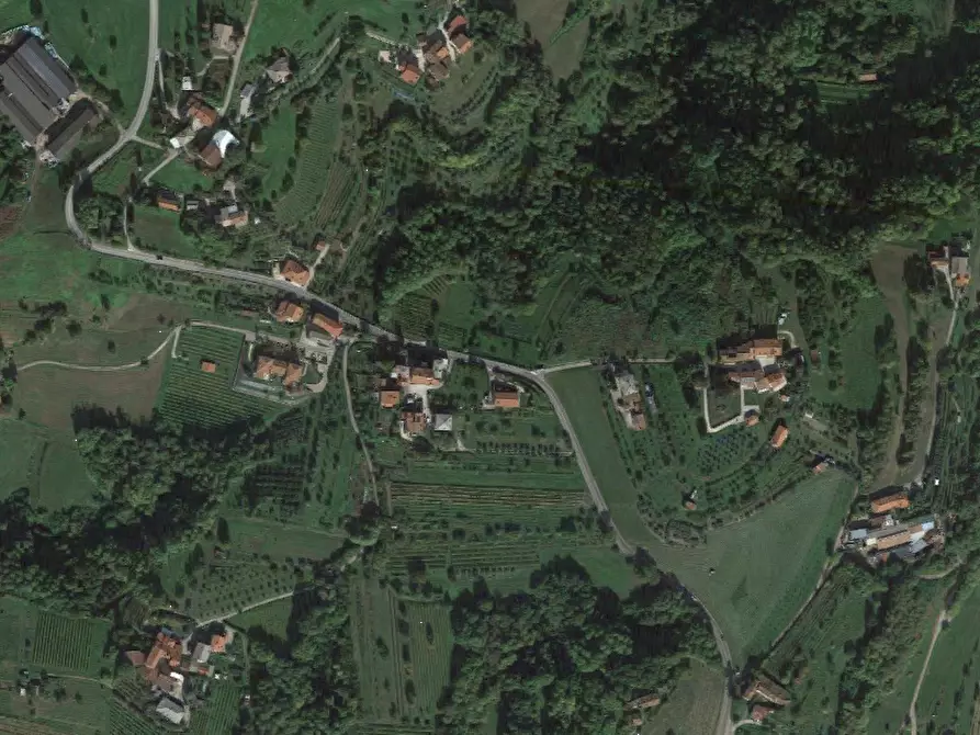 Immagine 14 di Terreno agricolo in vendita  in Via Poletti a Fara Vicentino