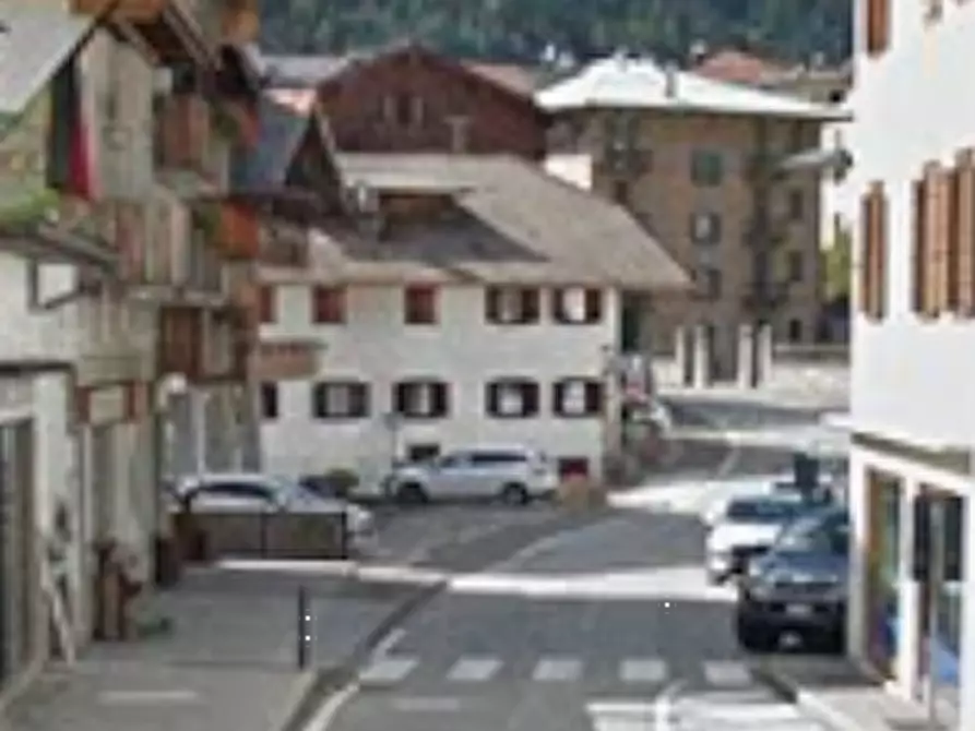 Immagine 2 di Magazzino in vendita  in Via Corte  a Auronzo Di Cadore