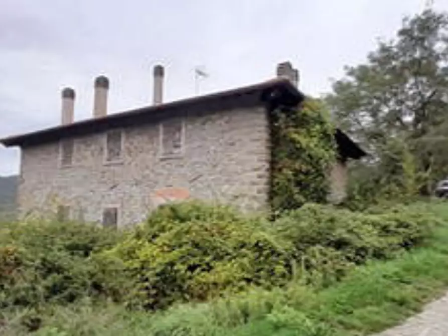 Immagine 3 di Appartamento in vendita  in Località Bucigna a Londa