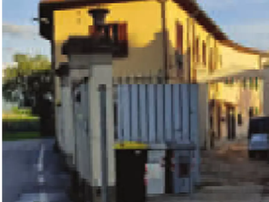 Immagine 1 di Appartamento in vendita  in Via Tosca Fiesoli a Campi Bisenzio