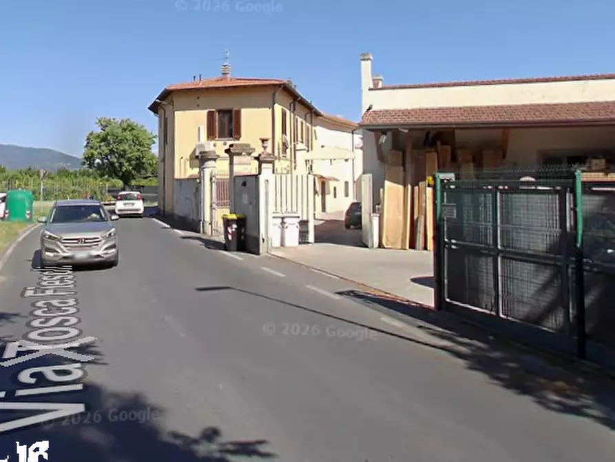 Immagine 10 di Appartamento in vendita  in Via Tosca Fiesoli a Campi Bisenzio