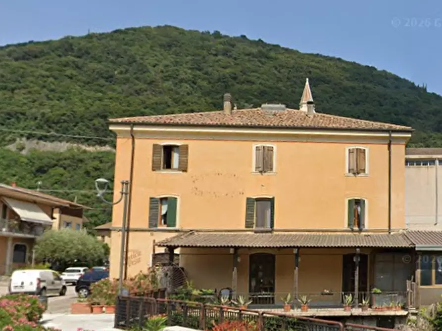 Immagine 8 di Negozio in vendita  in Via Chiesuola a Grezzana