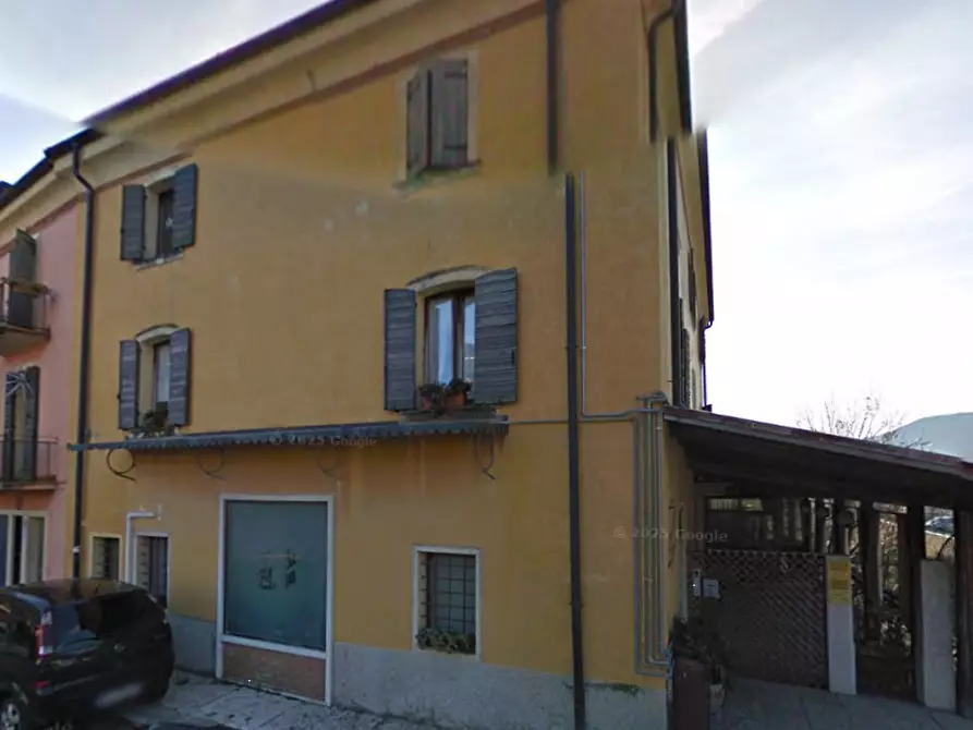 Immagine 12 di Negozio in vendita  in Via Chiesuola a Grezzana