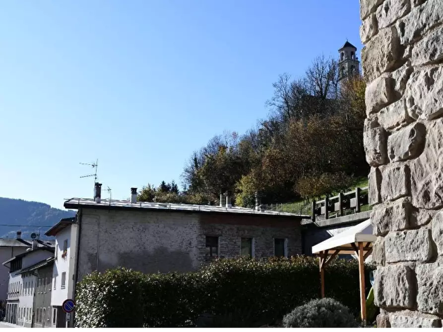 Immagine 9 di Appartamento in vendita  in Via Roma a Lamon