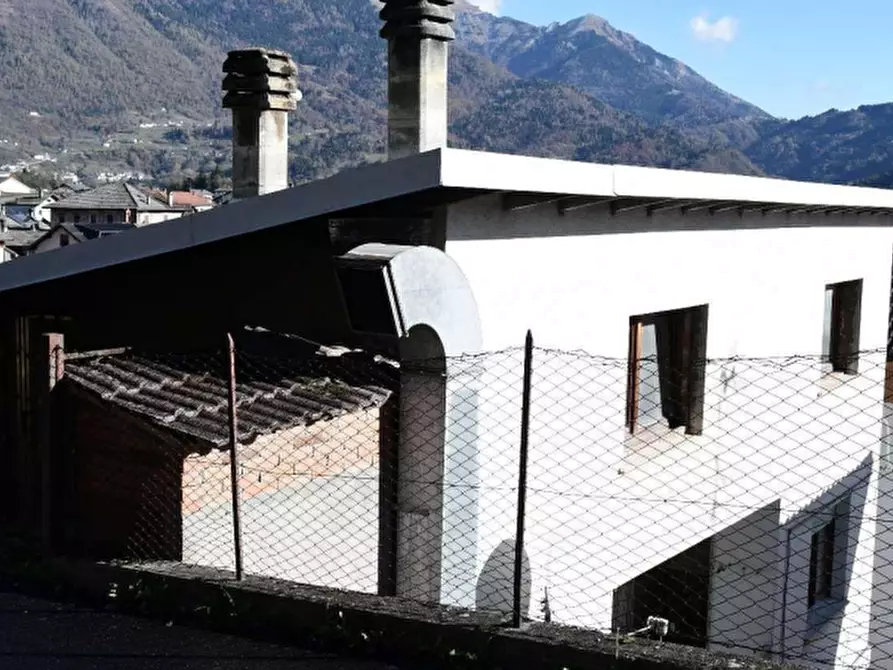 Immagine 11 di Appartamento in vendita  in Via Roma a Lamon