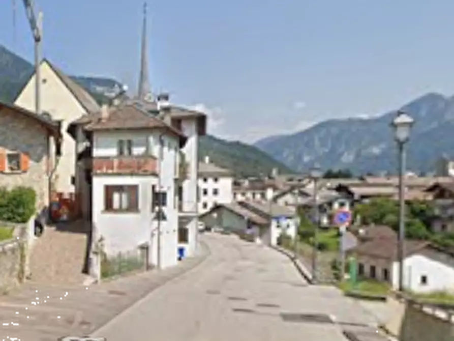 Immagine 12 di Appartamento in vendita  in Via Roma a Lamon