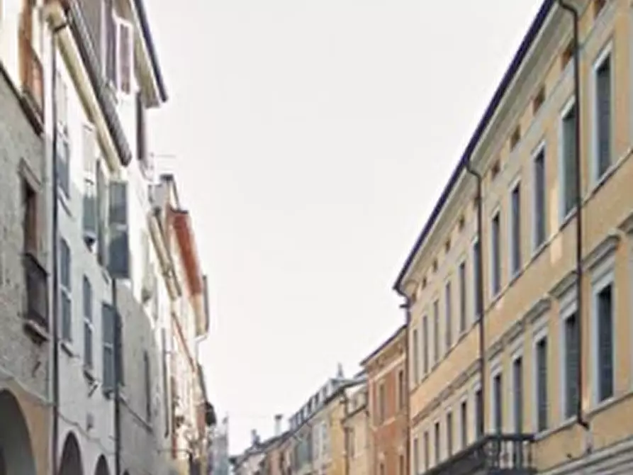 Immagine 6 di Magazzino in vendita  in Corso Umberto I a Mantova