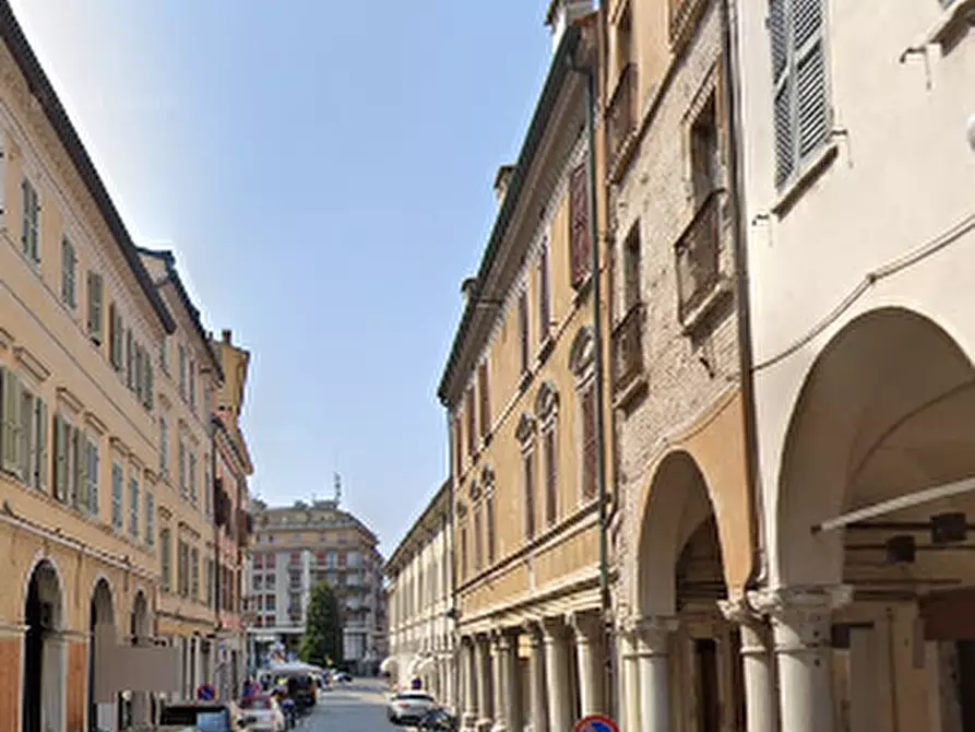 Immagine 14 di Appartamento in vendita  in Corso Umberto I a Mantova